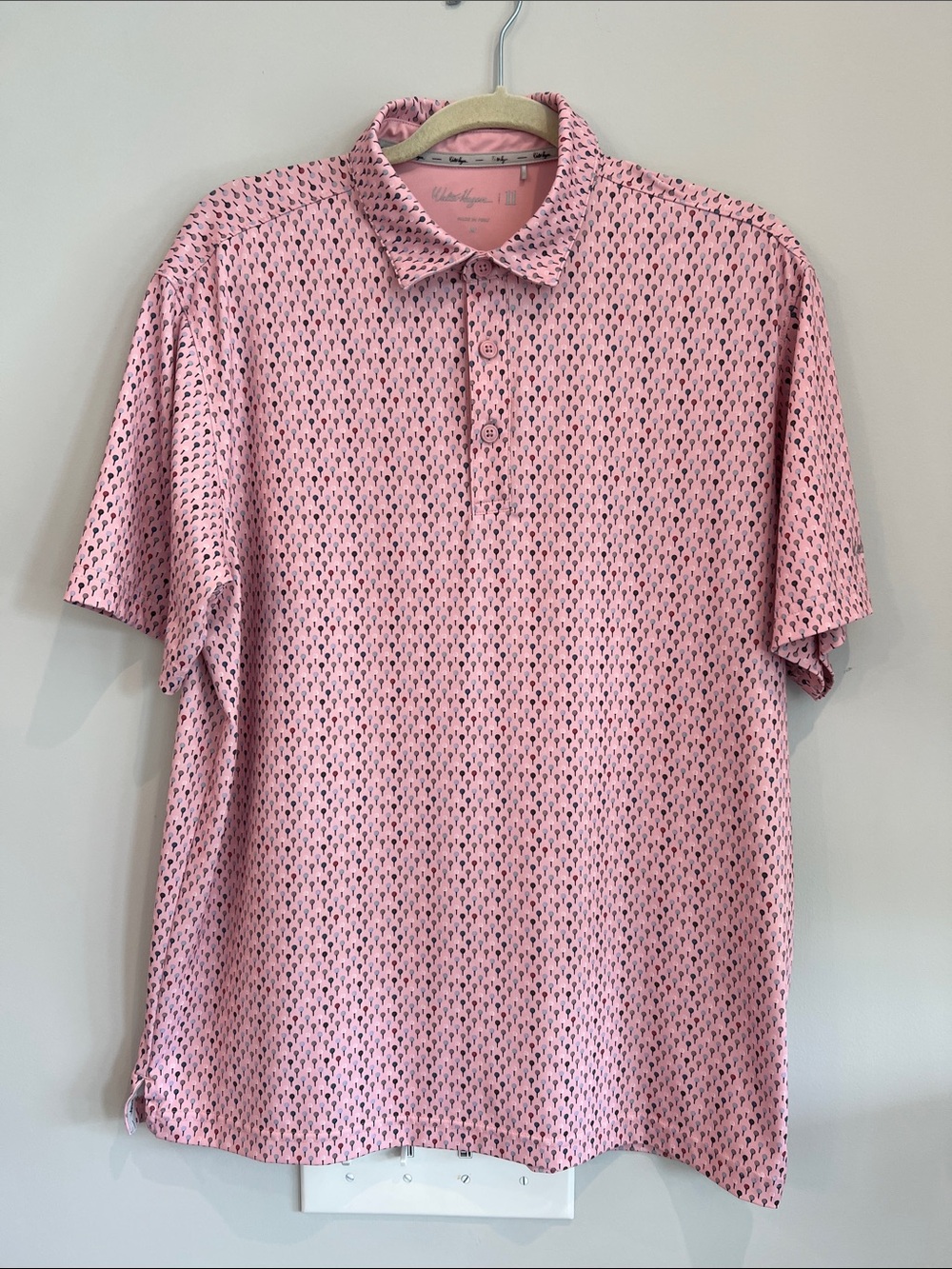 Walter Hagen Golf Ball Convo Print Performance Polo Raspberry Crème Golf Shirt M